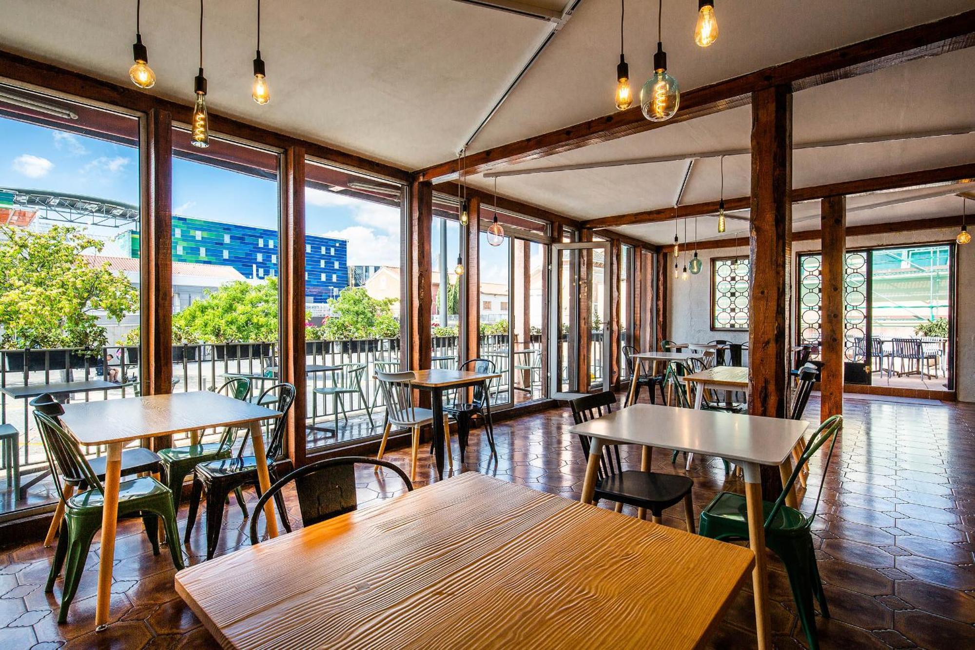 Hostel Pb - Perpignan Gare Экстерьер фото